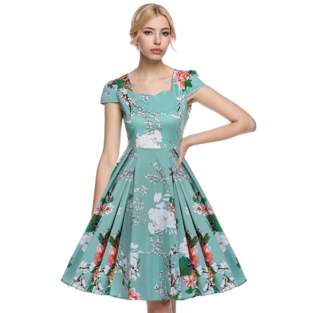Green Floral Retro Style A-Line Cocktail Dress